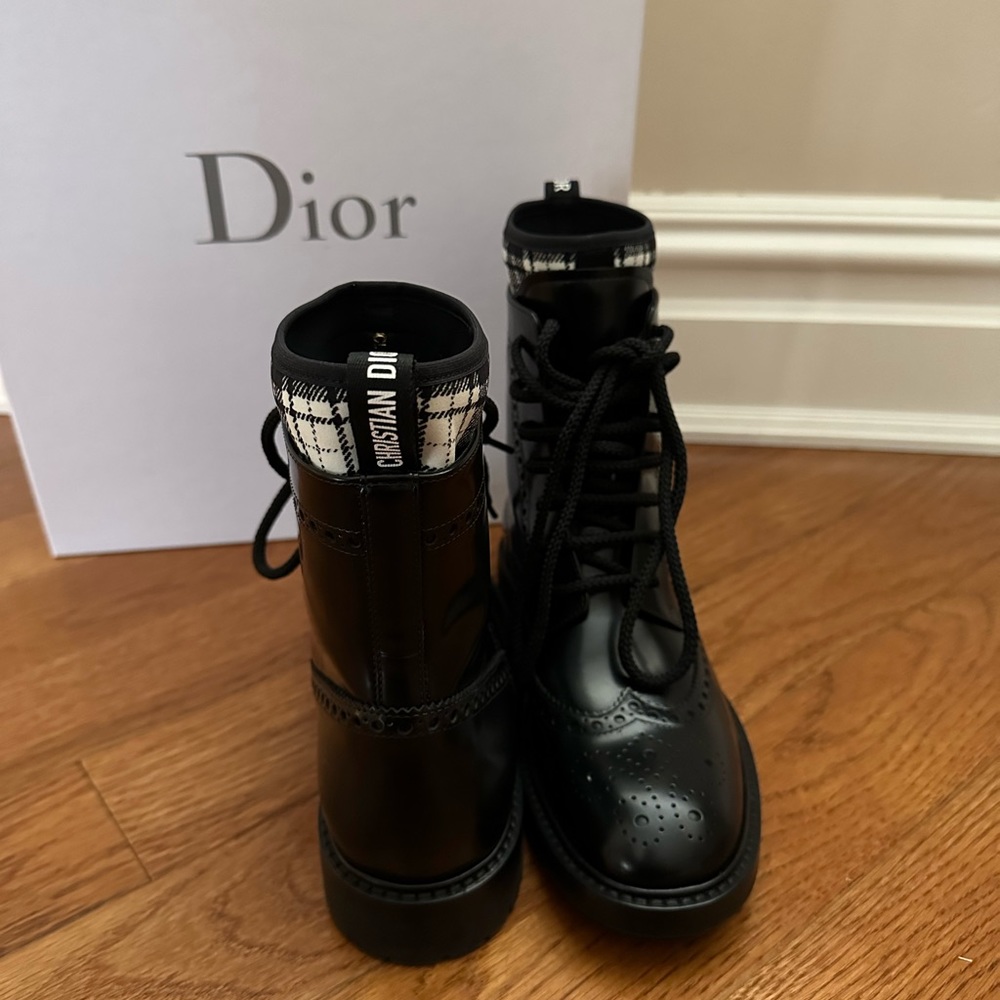 CHRISTIAN DIOR black boots - Picture 7 of 16